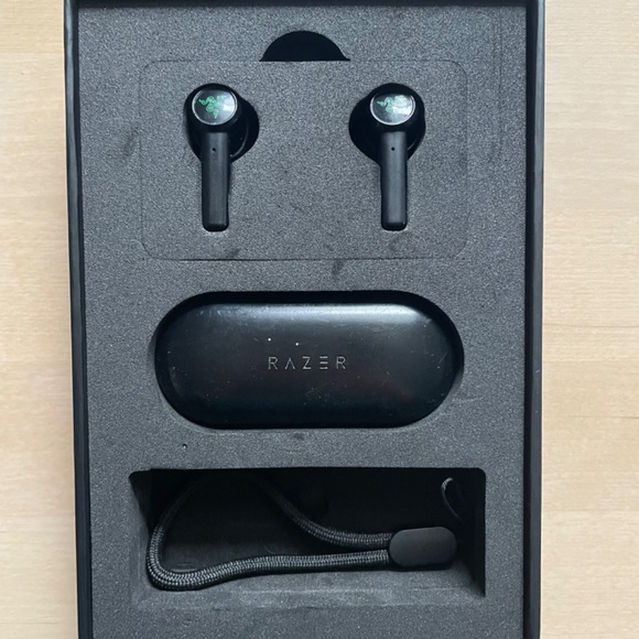 Razer Hammerhead Wireless headphones - Picture 3 of 3